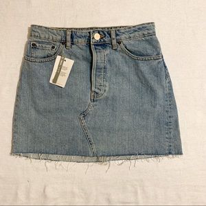 NWT Asos Denim skirt Size 4